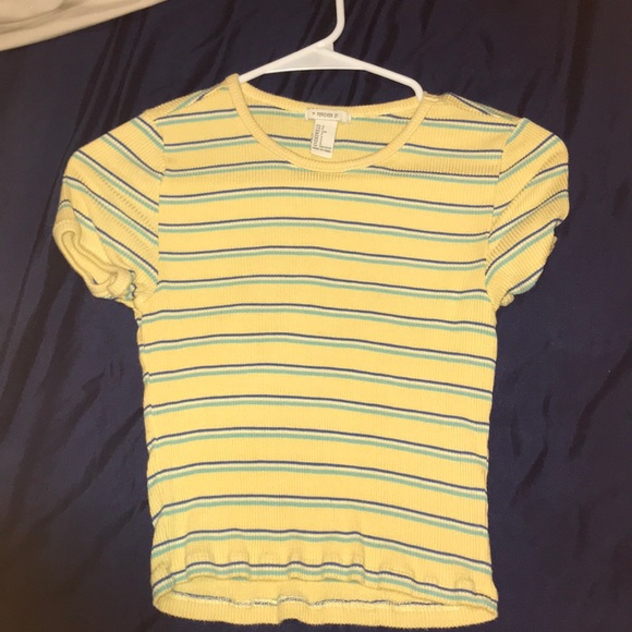 Forever 21 top ❤️ - Picture 3 of 3